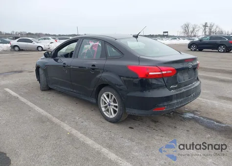 2017 Ford Focus Se z USA, uszkodzony, nr VIN 1FADP3F2XHL334639
